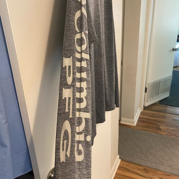 PFG Columbia Long Sleeve - Size Large - Picture 4 of 4